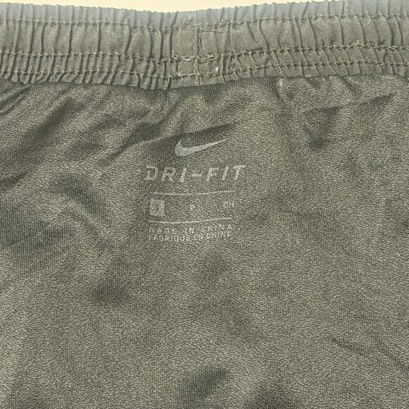 Nike Women’s Dri Fit Black Shorts Size Small - Picture 3 of 7